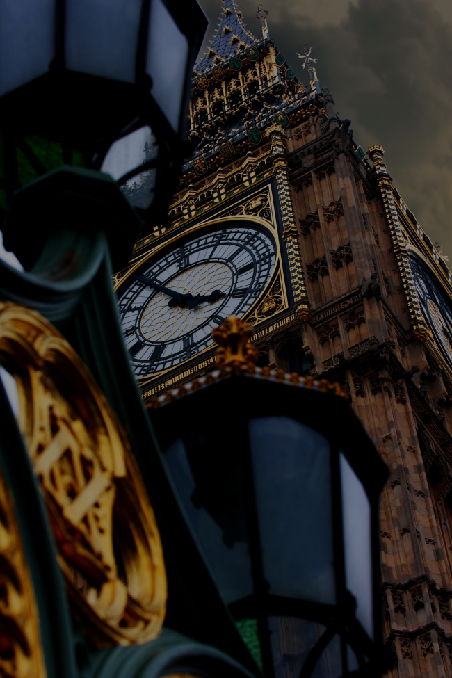 big-ben-church-clock dark